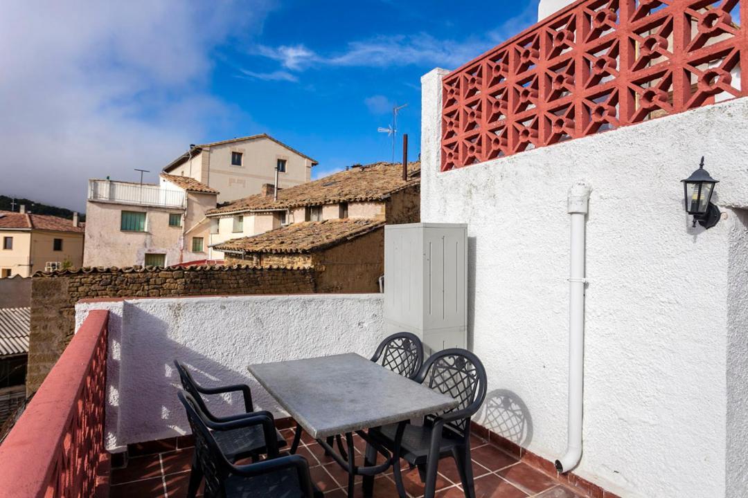 Apartamentos Casa Samper Santa Eulalia de Gállego Værelse billede