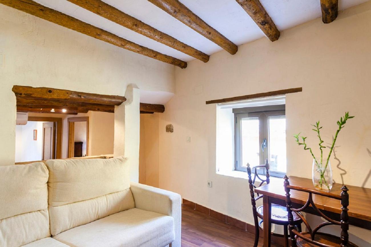 Apartamentos Casa Samper Santa Eulalia de Gállego Værelse billede