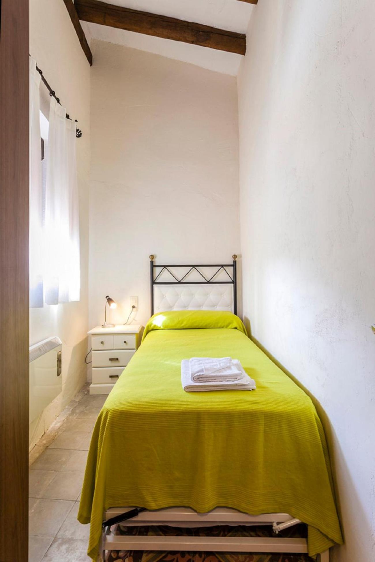 Apartamentos Casa Samper Santa Eulalia de Gállego Værelse billede